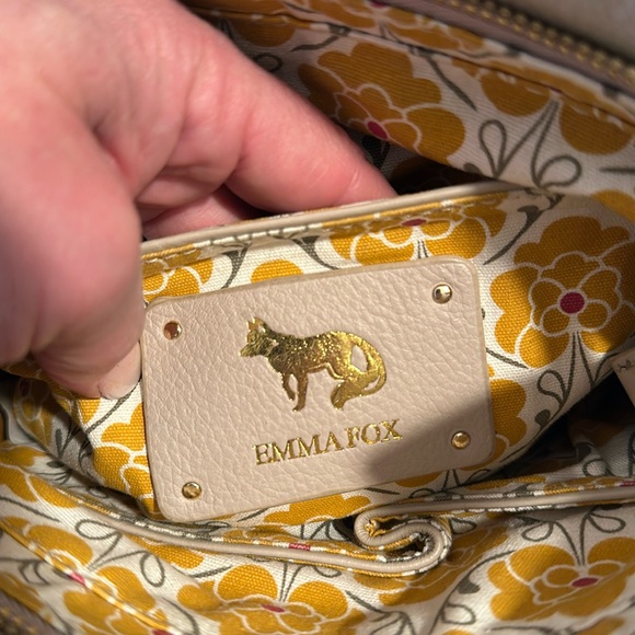 Emma Fox Crossbody bag - Picture 9 of 12